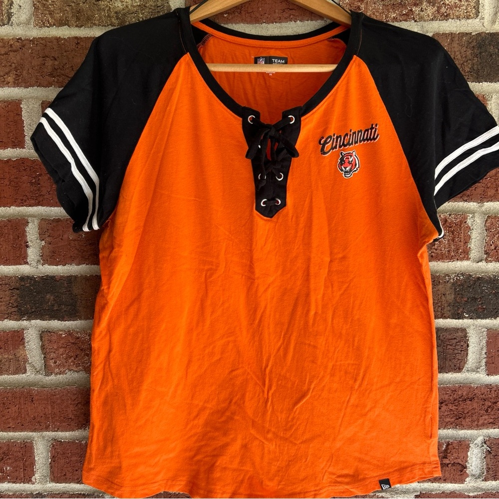 Cincinnati Bengals NFL Branded Women's Team Draft Me Lace-Up Raglan T-Shirt